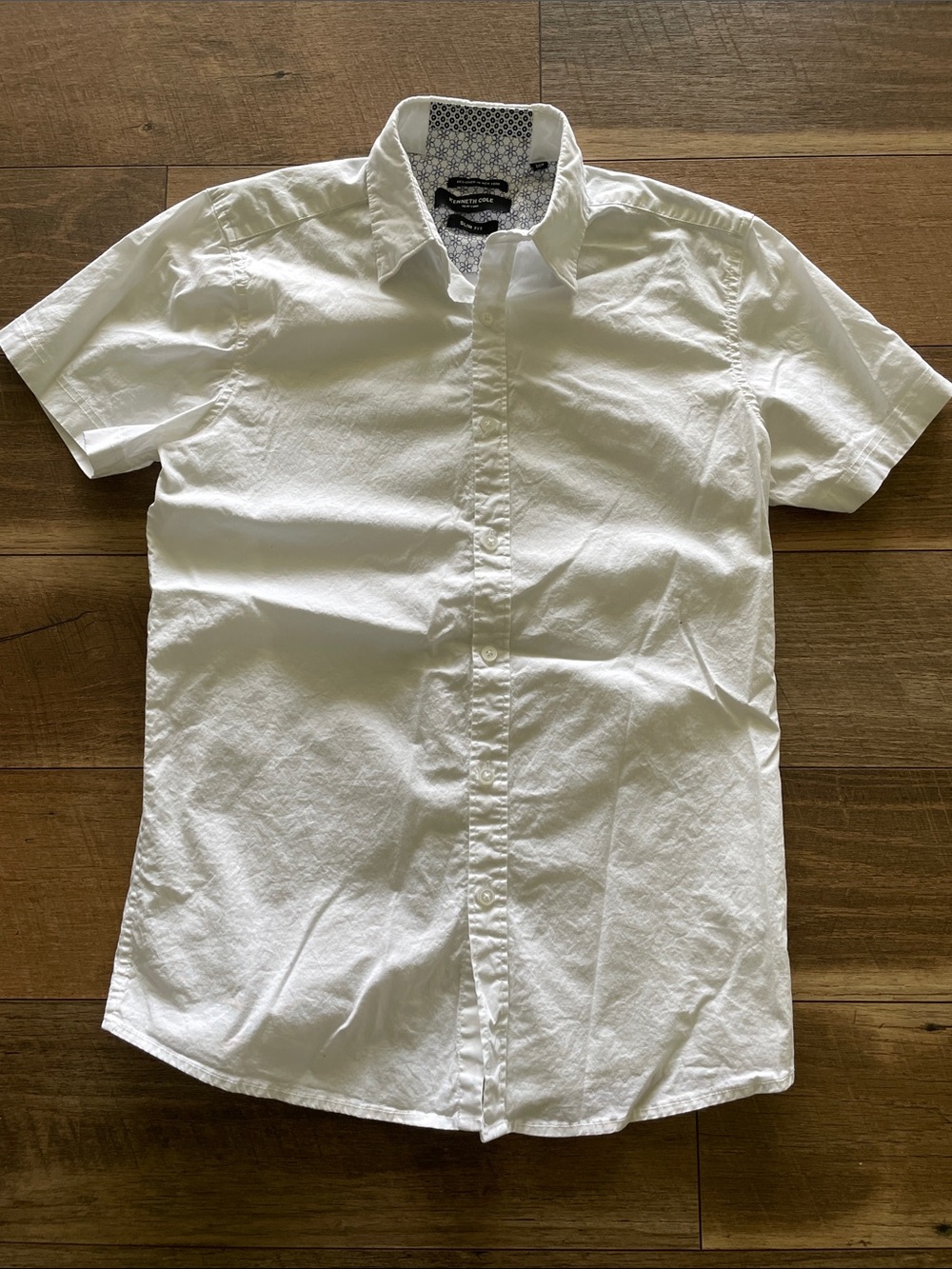 Kenneth Cole White Short-Sleeve Button-Down Shirt